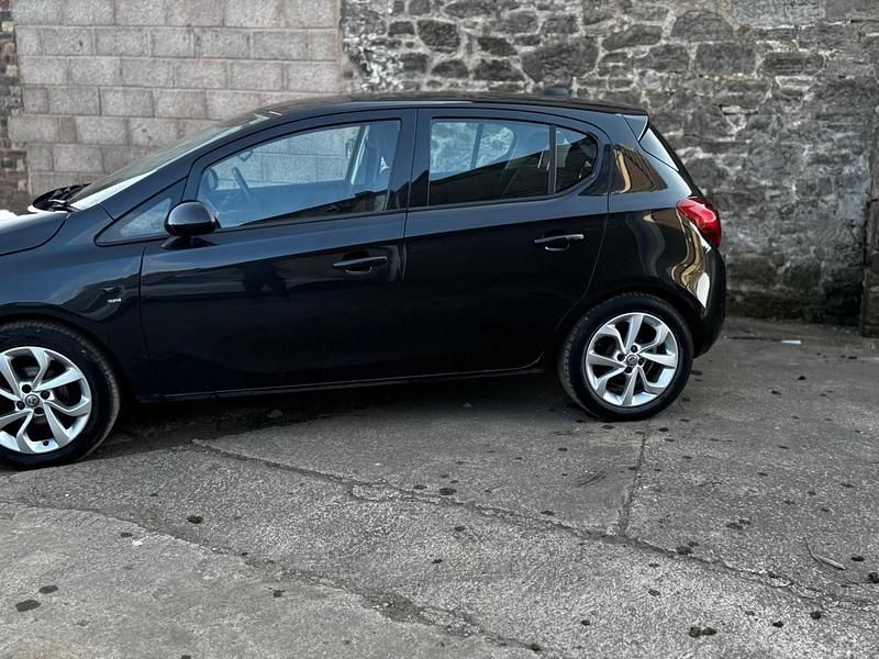 Begagnad Vauxhall Corsa SRi 2016 Svart Halvkombi