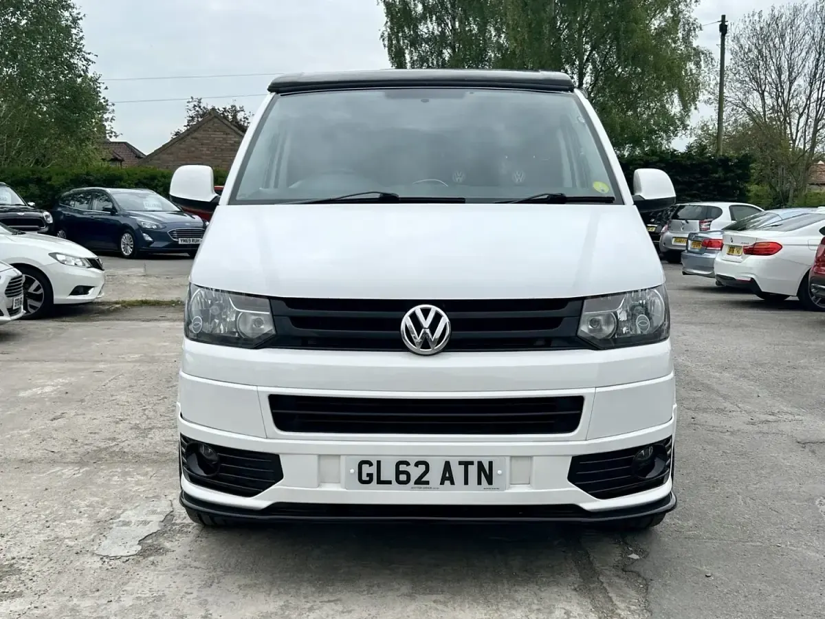 Usado VW Transporter 114 HP (83 kW) 2012 Branco Van