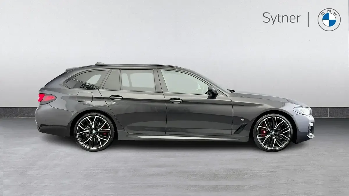 Used BMW 520 M Sport 187 HP (137 kW) 2023 Grey Estate