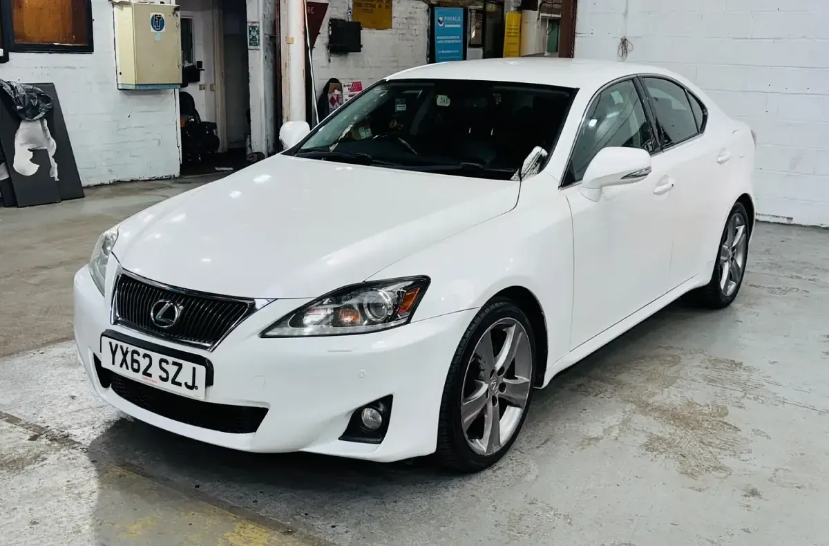 Used Lexus IS250 2012 White Sedan