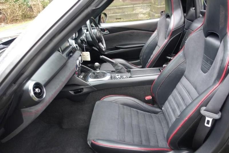 Used Mazda MX5 Edition 160 HP (117 kW) 2017 Grey Cabriolet