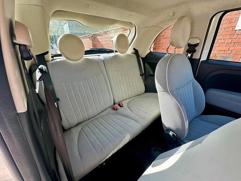 Used Fiat 500 Lounge 69 HP (50 kW) 2013 White Hatchback