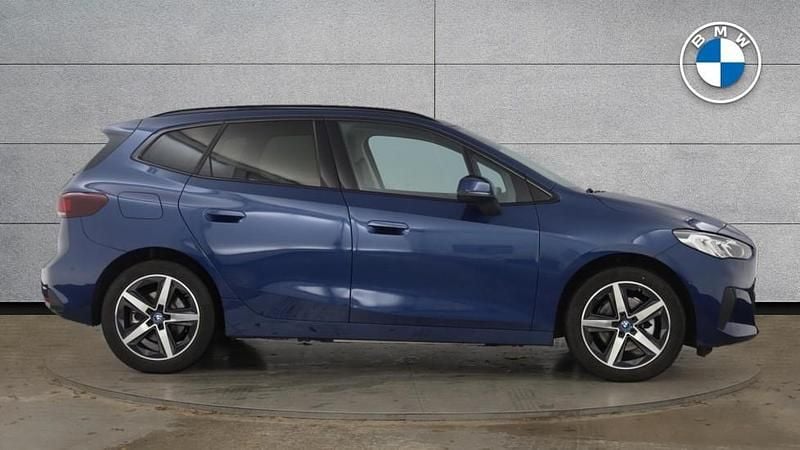 Used BMW 225 Active Tourer Sport Line 242 HP (177 kW) 2025 Blue MPV