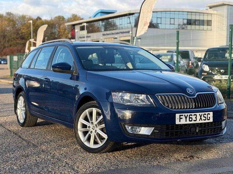 Blue Used 2013 Skoda Octavia Elegance Estate | £7,779 (Expensive) - Image 1/4