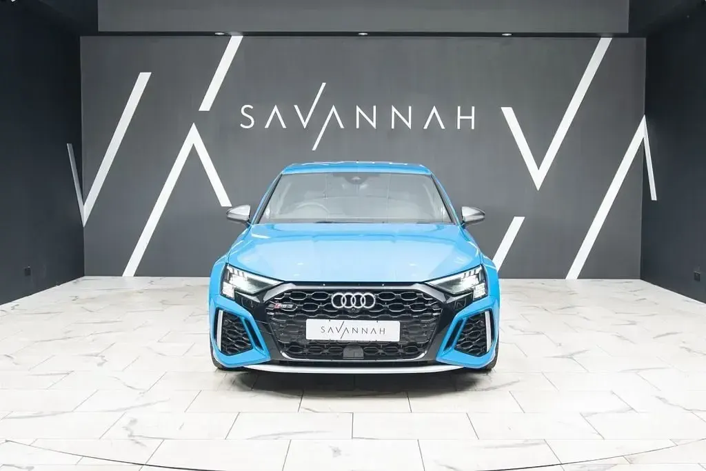 Używany Audi RS3 Advanced 400 KM (294 kW) 2022 Niebieski Sedan/Limuzyna