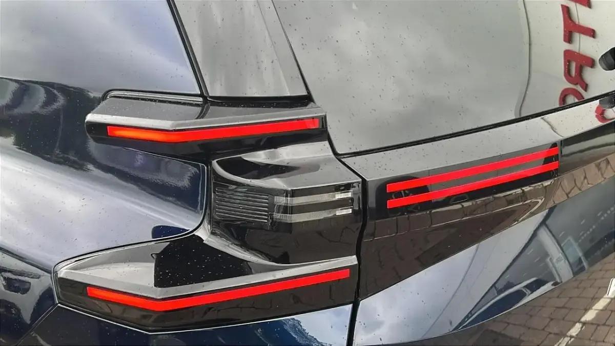 New Citroën C5 Aircross Comfort 152 kW (207 HP) 2026 Blue SUV