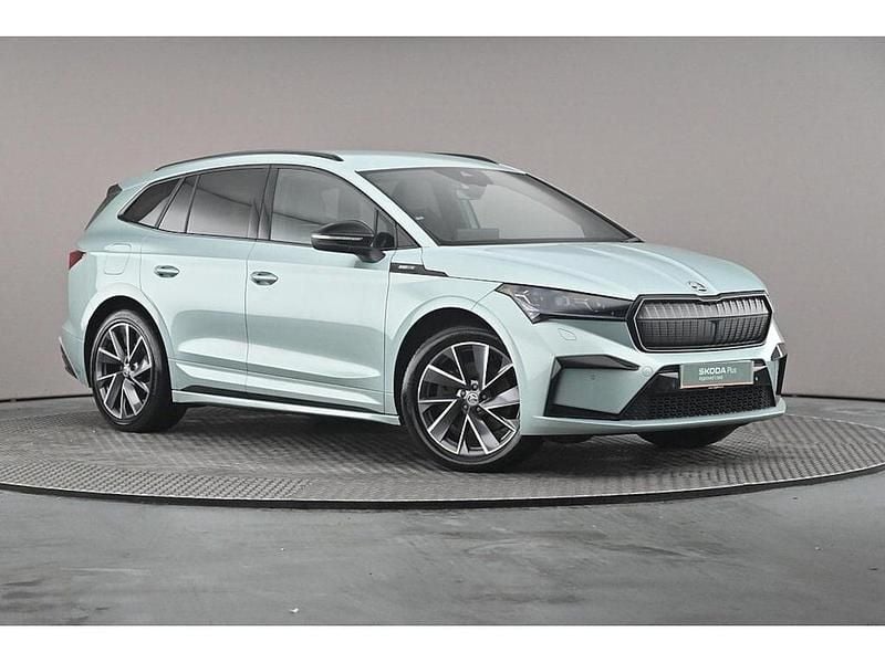 Arctic silver metallic Used 2024 Skoda Enyaq iV SportlinePlus SUV | £28,997 (Expensive) - Image 1/4