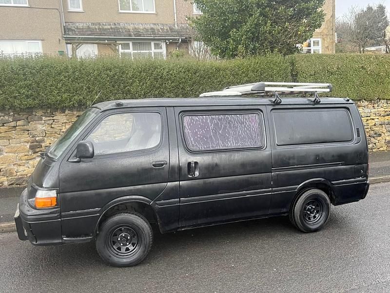 Used Toyota HiAce 1994 Black Van