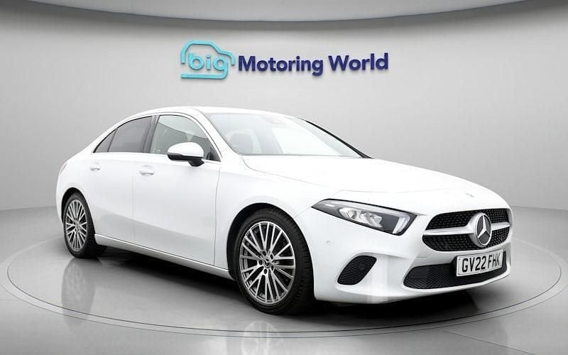 Used Mercedes A180 Executive 136 HP (100 kW) 2022 White Sedan