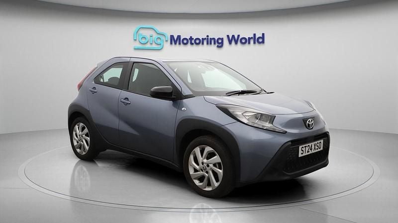 Grey Used 2024 Toyota Aygo PURE Hatchback | £15,100 (Good price) - Image 1/4