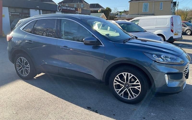 Used Ford Kuga Titanium 120 HP (88 kW) 2020 Blue SUV