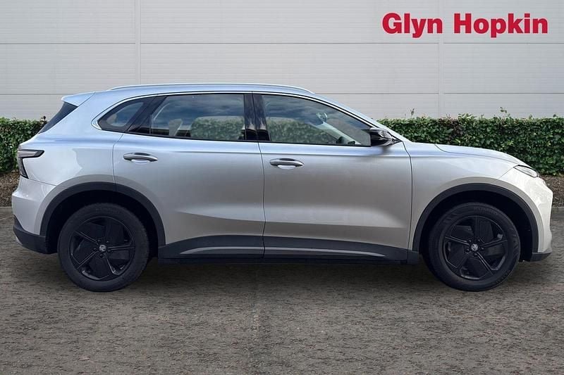 New MG MG5 EV SE 114 kW (156 HP) 2025 Silver Estate