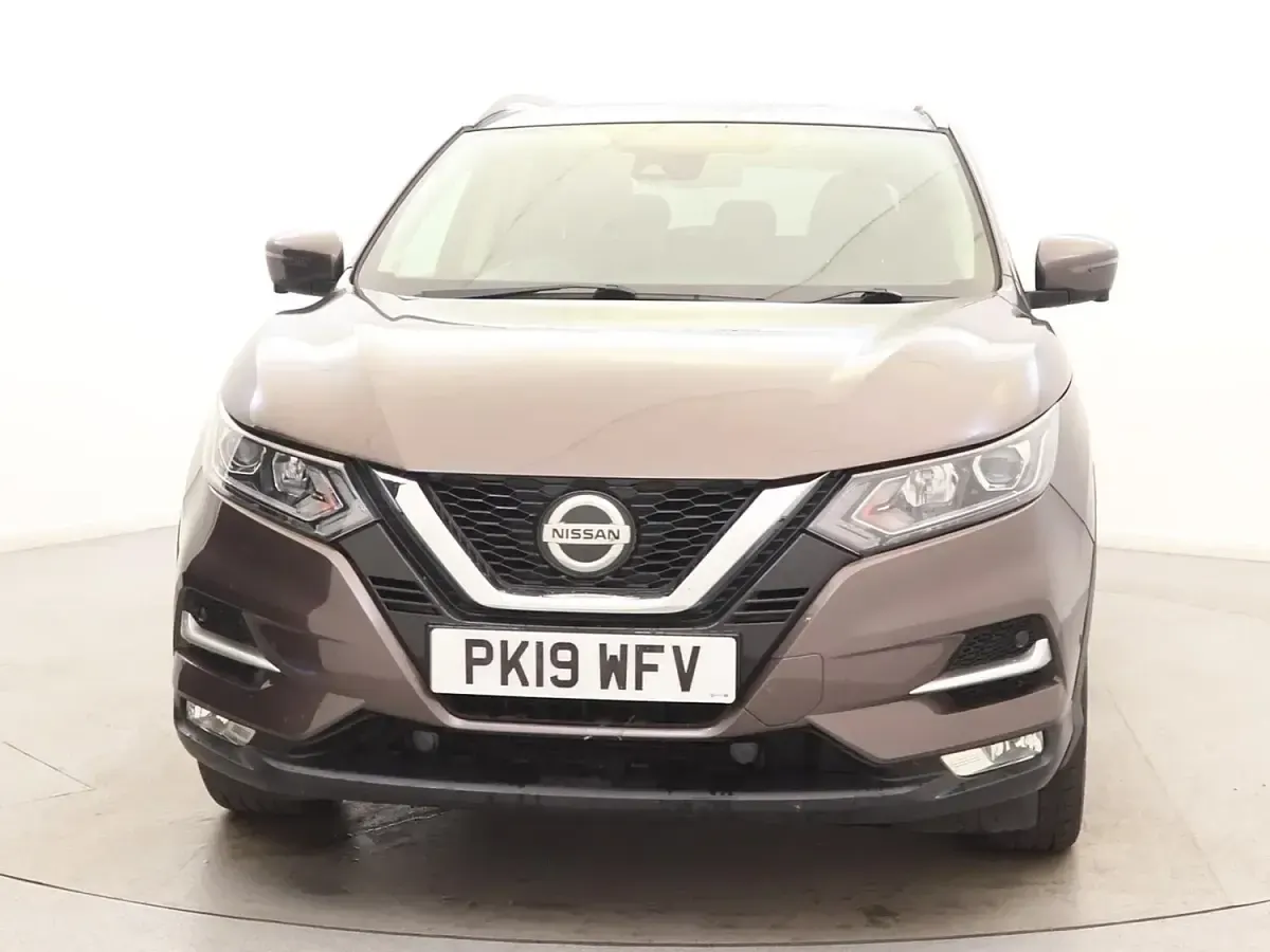 Used Nissan Qashqai N-Connecta 115 HP (84 kW) 2019 Bronze SUV
