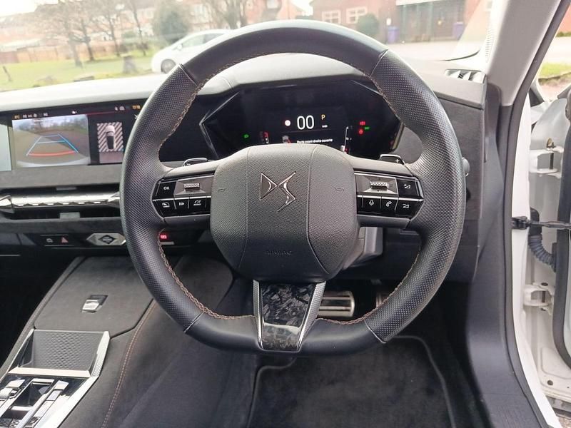 Used DS Automobiles DS4 Performance 129 HP (94 kW) 2022 White SUV