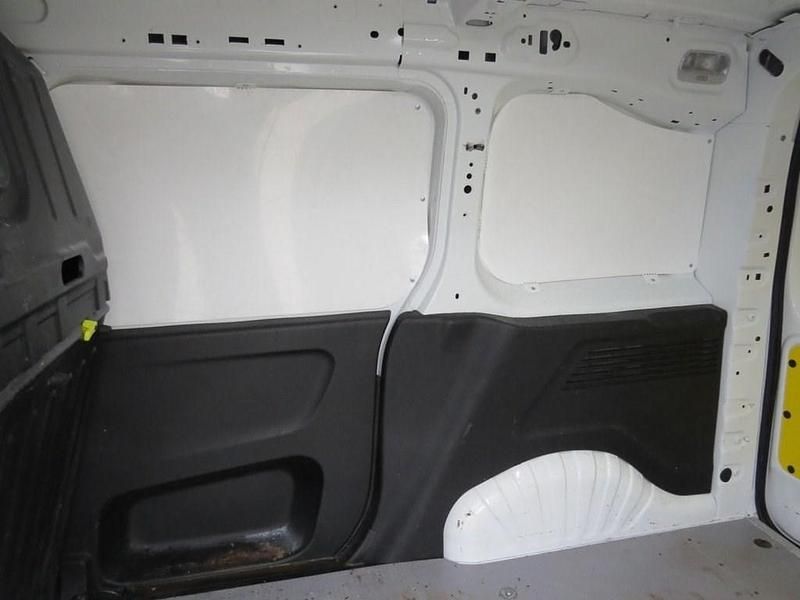 Used Peugeot Partner Premium 100 HP (73 kW) 2021 White MPV