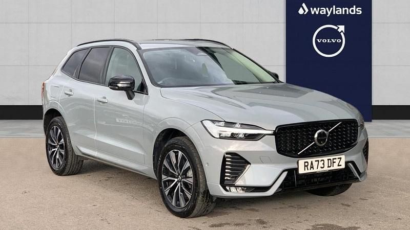 Used Volvo XC60 Plus 247 HP (181 kW) 2024 Grey SUV