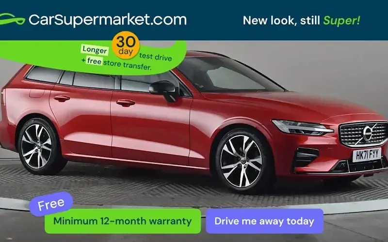 Usado Volvo V60 R-Design 163 HP (119 kW) 2021 Carrinha
