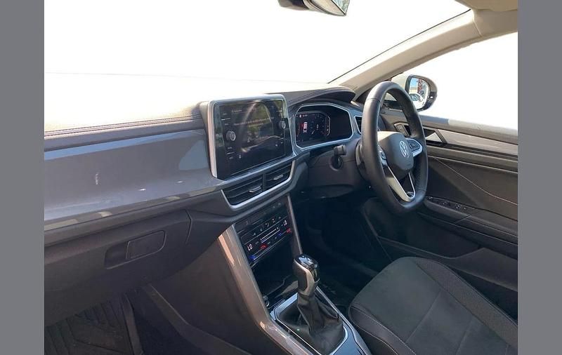 Begagnad VW T-Roc Style 150 HK (110 kW) 2023 Vit SUV