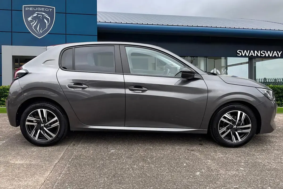 Used Peugeot 208 Active+ 74 HP (54 kW) 2023 Grey Hatchback