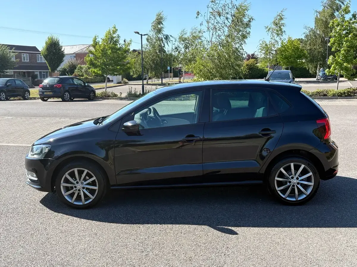 Used VW Polo Design 2016 Black Hatchback