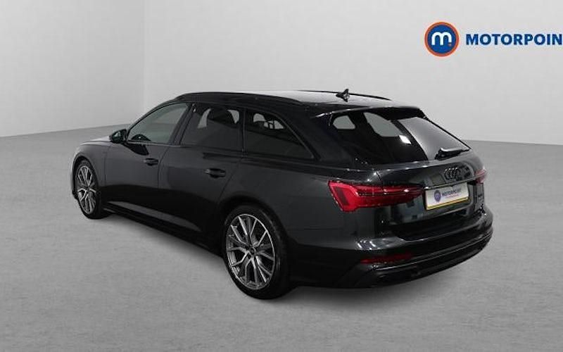 Begagnad Audi A6 Black Edition 265 HK (194 kW) 2021 Grå Kombi
