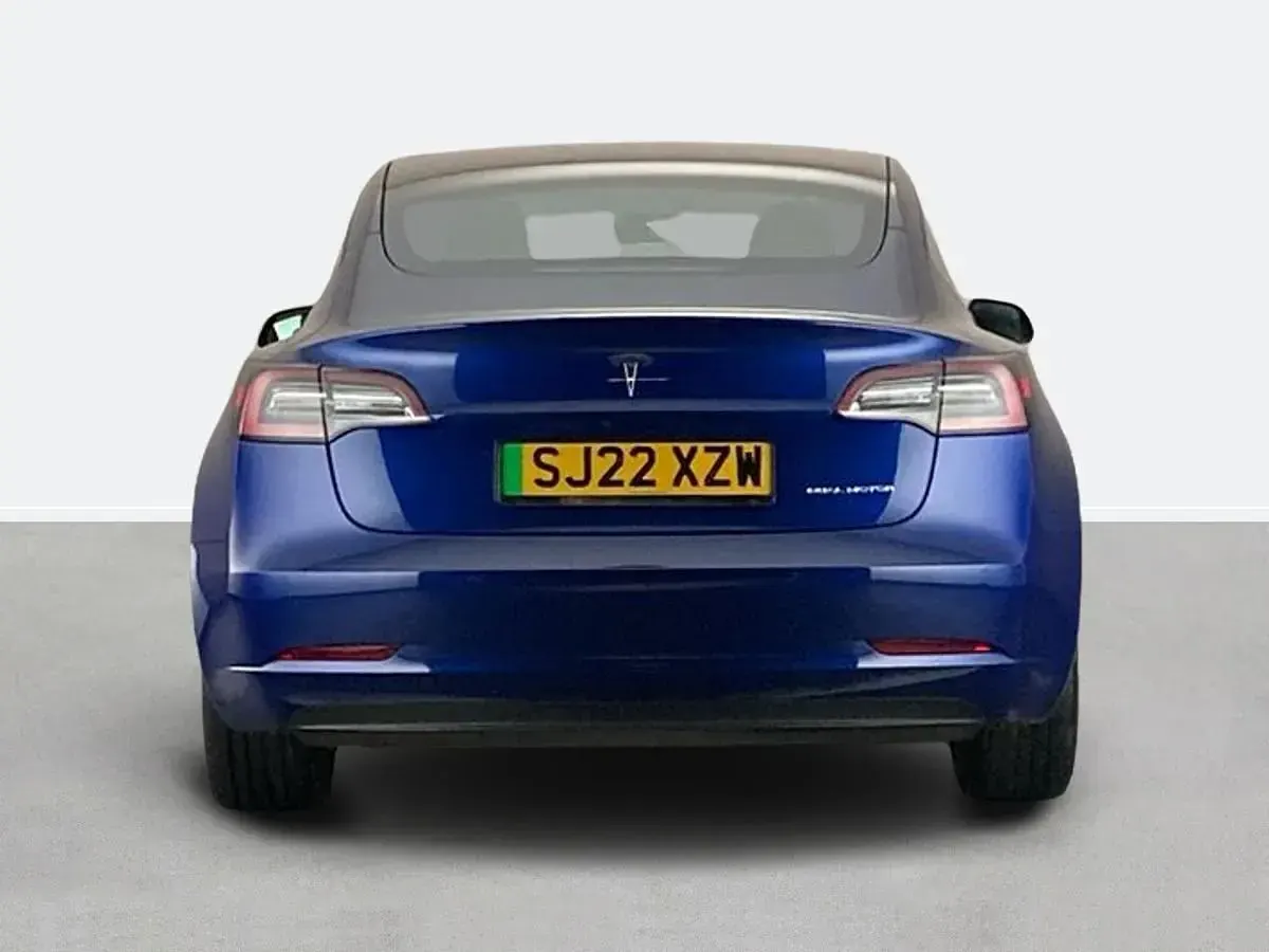 Usado Tesla Model 3 Long Range AWD 366 kW (498 CV) 2022 Azul Berlina