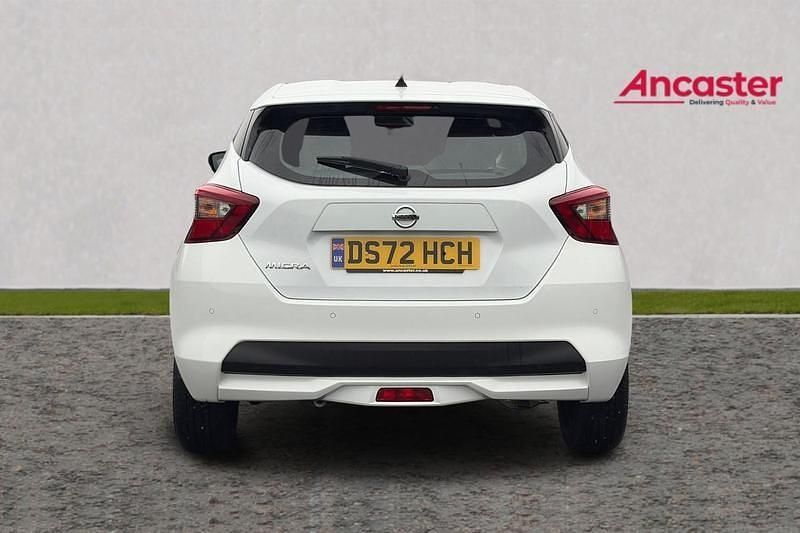 Used Nissan Micra Acenta 91 HP (66 kW) 2022 White Hatchback