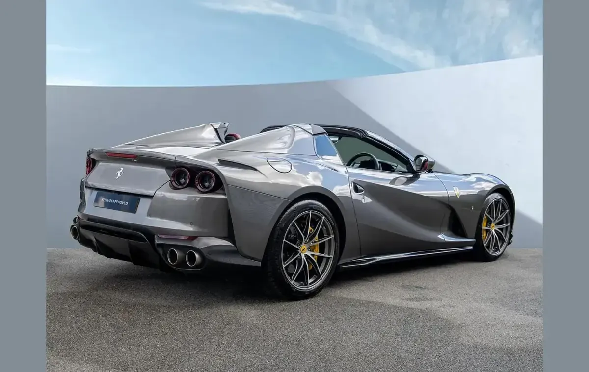 Used Ferrari 812 800 HP (588 kW) 2020 Grey Cabriolet