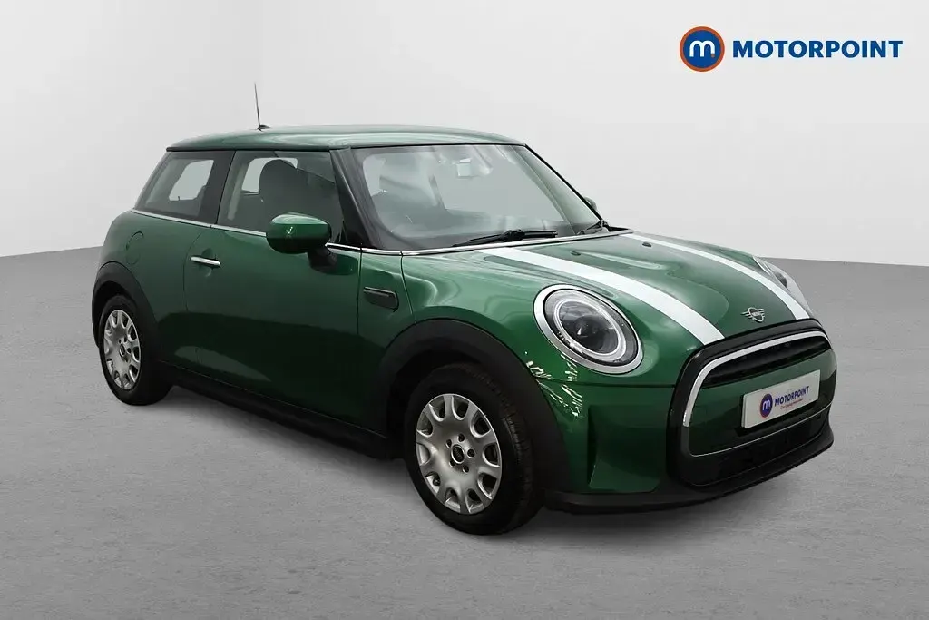 Used Mini ONE Classic 102 HP (75 kW) 2022 Hatchback