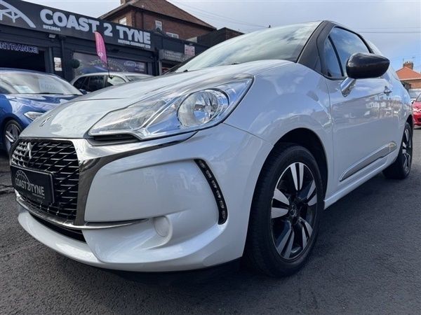 White Used 2017 DS Automobiles DS3 Chic Hatchback | £4,890 (Fair price) - Image 1/1
