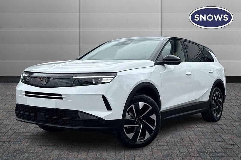 New Vauxhall Grandland X Ultimate 136 HP (100 kW) 2026 Arctic white SUV