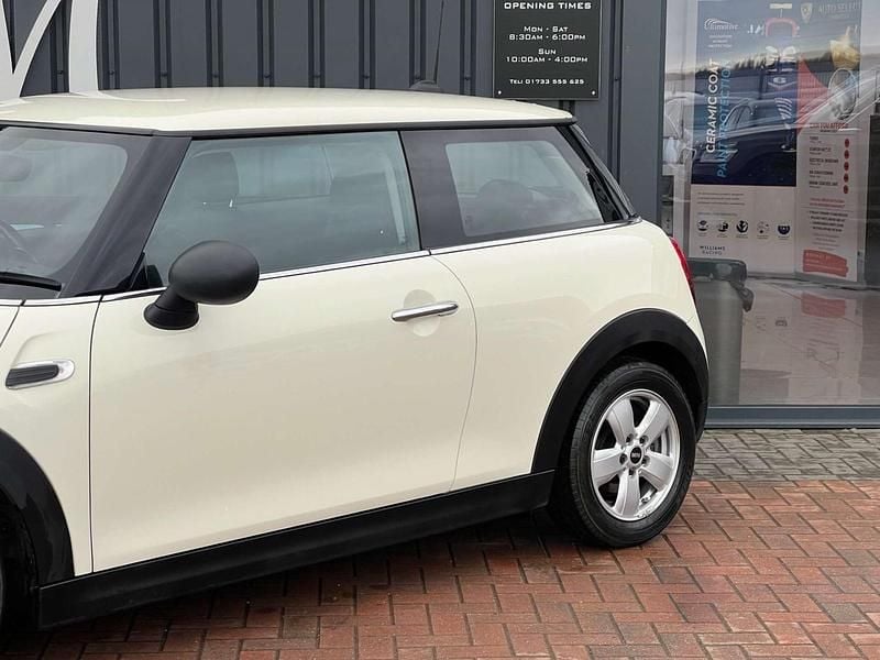 Used Mini One D Hatch 2016 White Hatchback