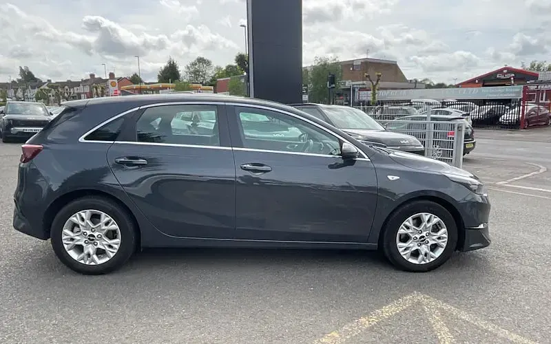 Used Kia Ceed 160 HP (117 kW) 2023 Hatchback