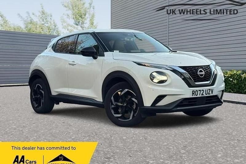 White Used 2022 Nissan Juke N-Connecta SUV | £13,390 (Good price) - Image 1/1
