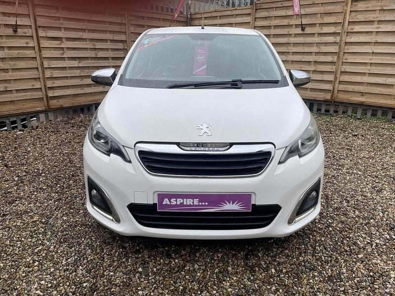 Used Peugeot 108 82 HP (60 kW) 2014 White Hatchback