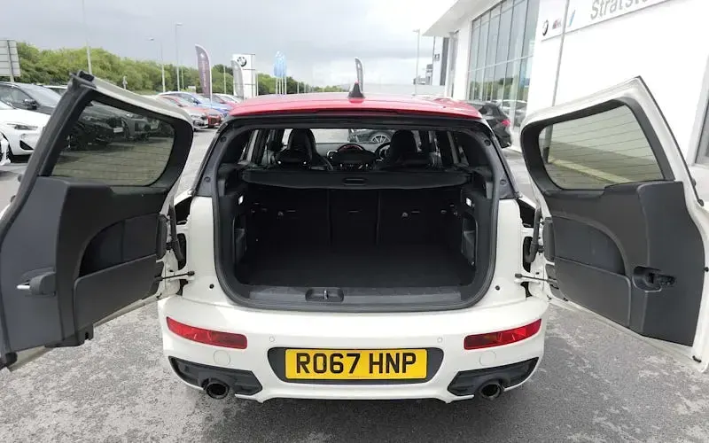 Used Mini John Cooper Works Clubman 231 HP (169 kW) 2017 White  Estate