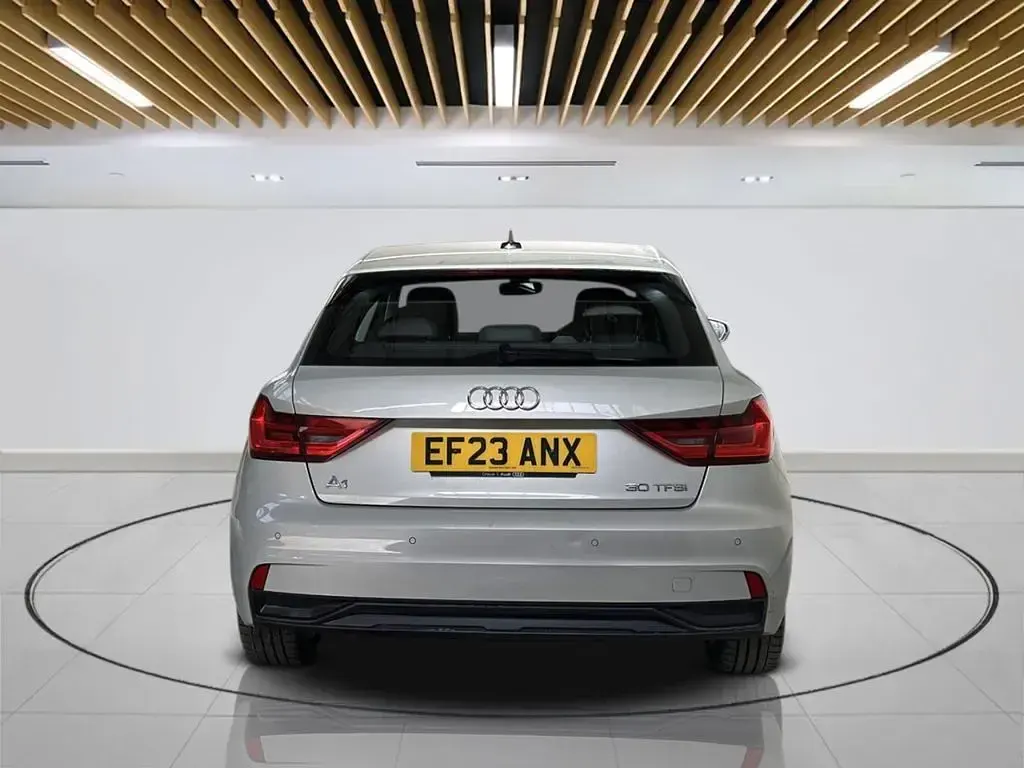 Used Audi A1 Sportback Sport 110 HP (80 kW) 2023 Silver Hatchback