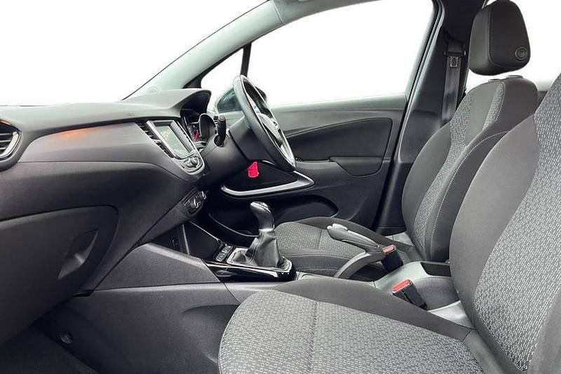 Used Vauxhall Crossland 83 HP (61 kW) 2021 Hot red SUV