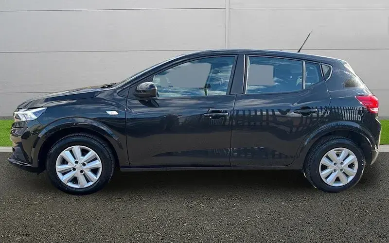 Używany Dacia Sandero Expression 101 KM (74 kW) 2025 Hatchback