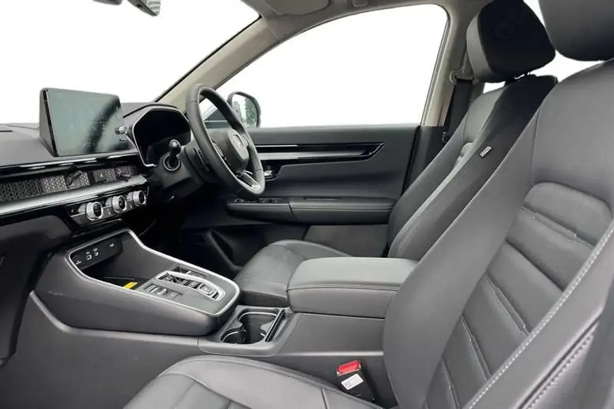Used Honda CR-V Elegance 184 HP (135 kW) 2025 White SUV