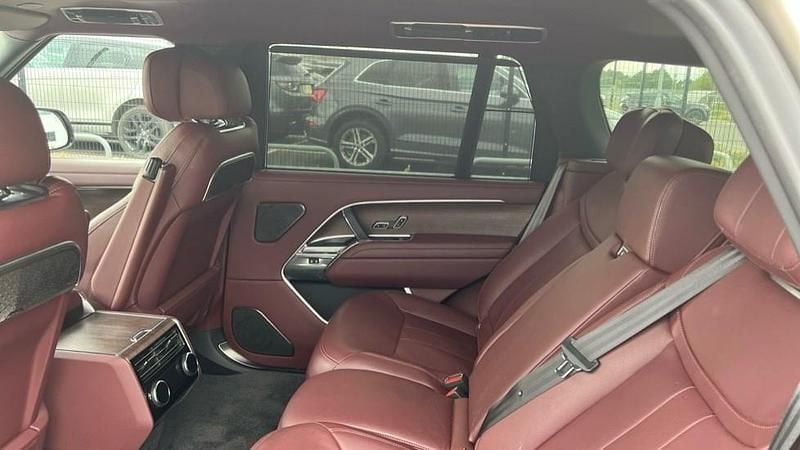 Used Land Rover Range Rover Autobiography 530 HP (389 kW) 2022 Lantau bronze  SUV