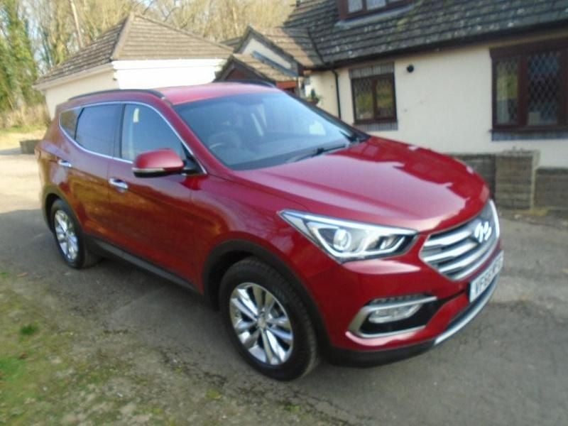 Red Used 2017 Hyundai Santa Fe Premium SUV | £11,800 (Good price) - Image 1/4