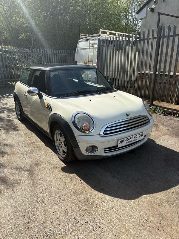 White Used 2008 Mini Cooper Hatch Hatchback | £2,495 - Image 1/3