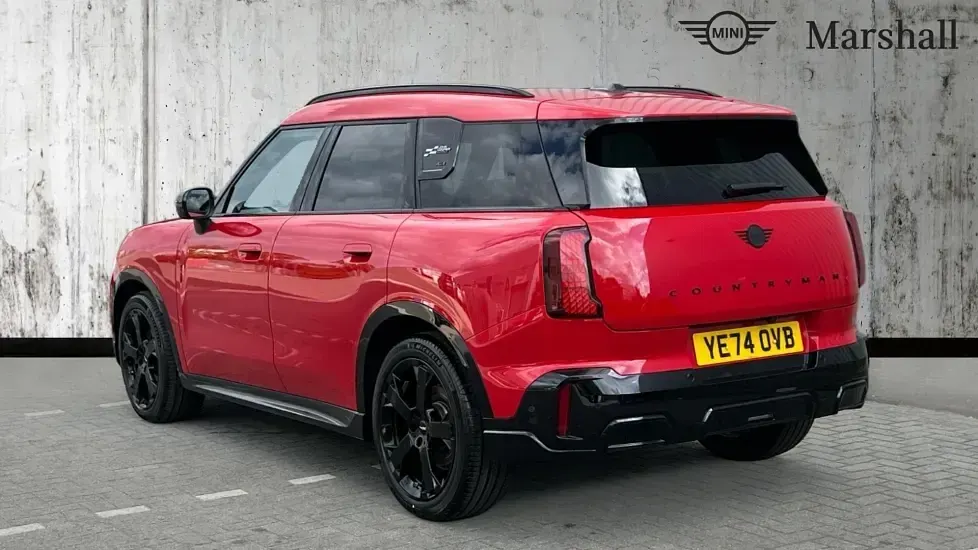 Usado Mini Countryman Sport 218 CV (160 kW) 2024 Rojo SUV