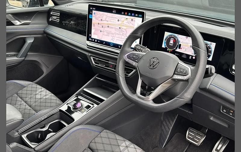 Used VW Tiguan R-line 147 HP (108 kW) 2025 Blue SUV