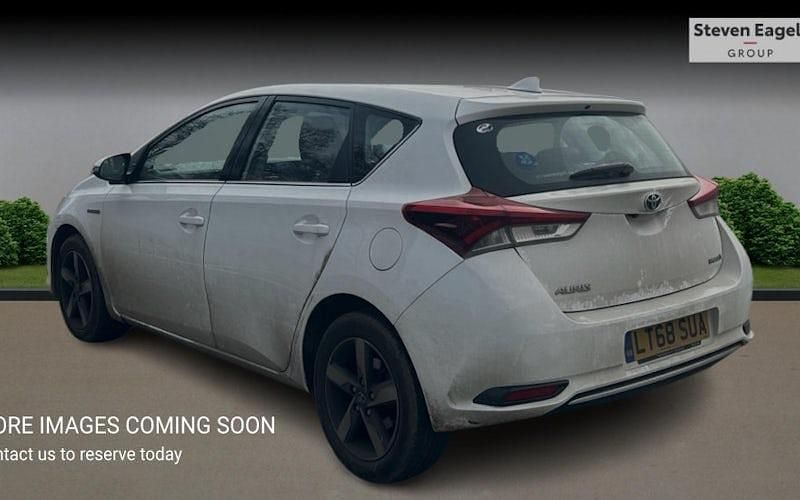 Used Toyota Auris Hybrid 136 HP (100 kW) 2019 Hatchback