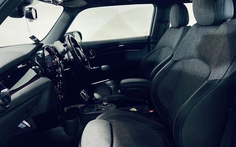 Używany Mini Cooper Level 2 135 kW (184 KM) 2023 Hatchback
