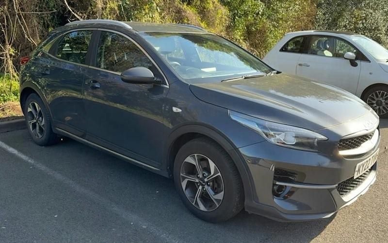 Used Kia XCeed 120 HP (88 kW) 2022 Grey SUV