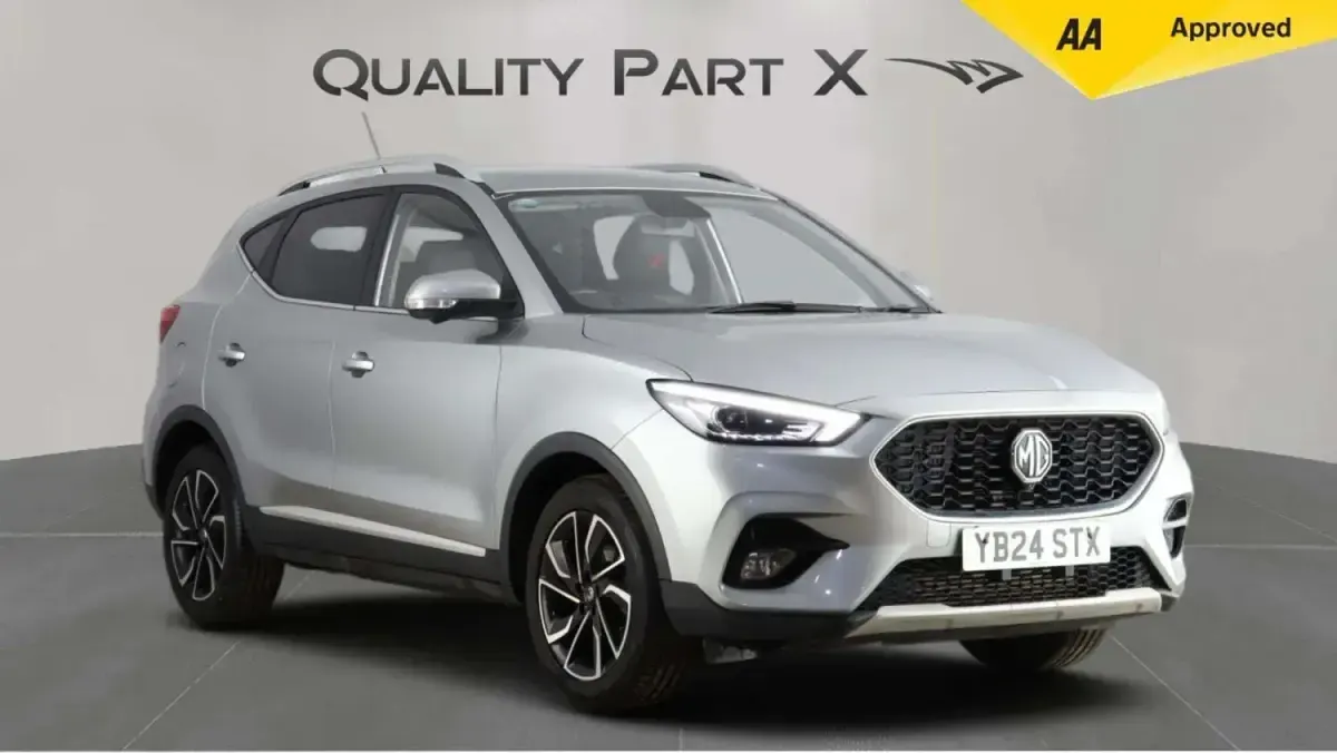 Usado MG ZS Exclusive 111 HP (81 kW) 2024 Prateado SUV