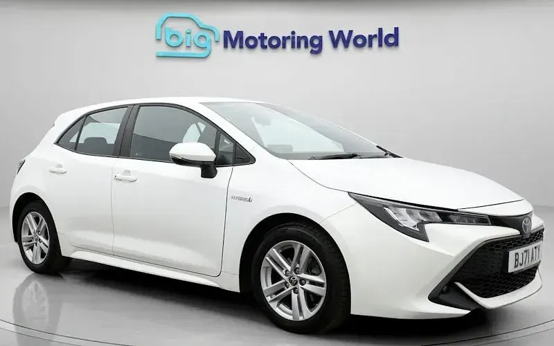 Used Toyota Corolla 122 HP (89 kW) 2021 Hatchback
